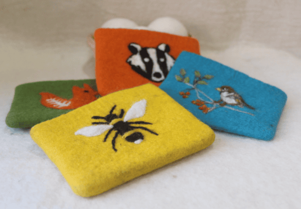 felt_purse