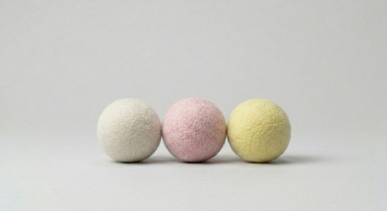 felt_dryer_ball