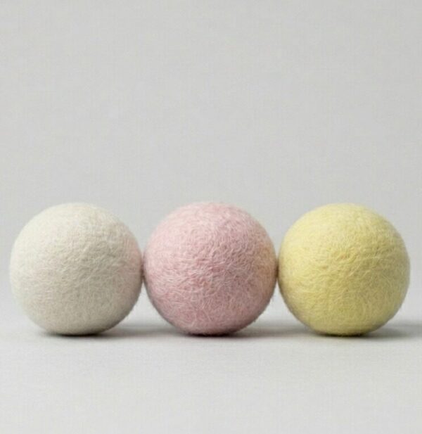 felt_dryer_ball